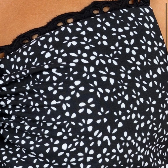 Princess Polly Rada romper size xxs - Picture 3 of 6